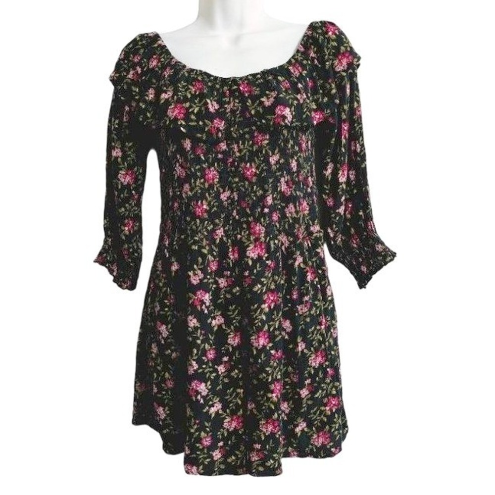 American Eagle Floral Off Shoulder Romper‎ Size Medium ruffle collar black